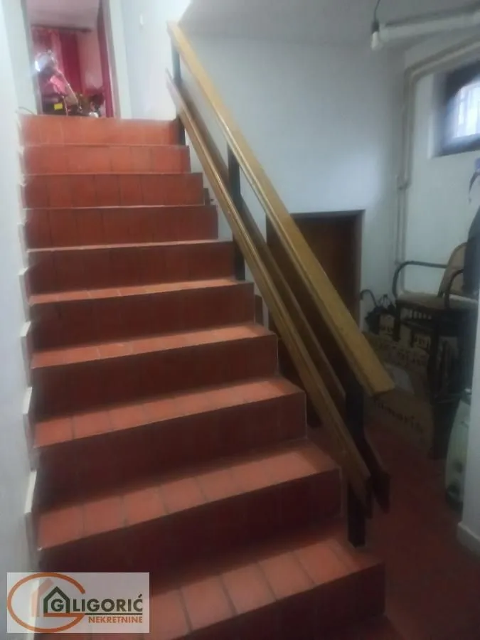 Prodaja, kuća, 300m², Mirijevo Sve Podlokacije, Beograd