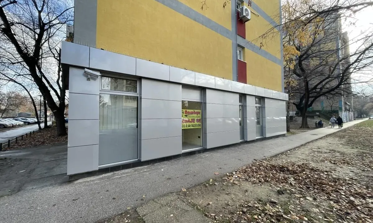 Izdavanje, poslovni prostor, 55m², Sajmište, Novi Sad