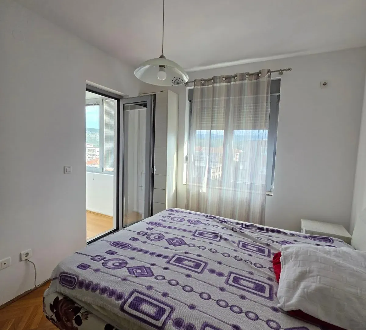 Rent, one bedroom apartment, 50m², Blok 9, Podgorica