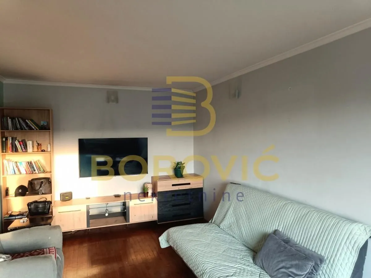 Prodaja, dvosoban stan, 66m², Kanarevo Brdo, Beograd