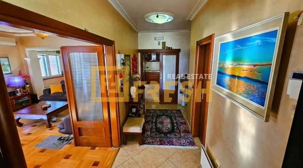 Prodaja, kuća, 296m², Herceg Novi, Crna Gora