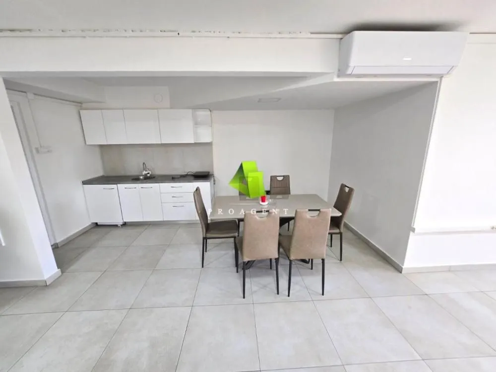 Rent, office space, 110m², Medijana, Niš