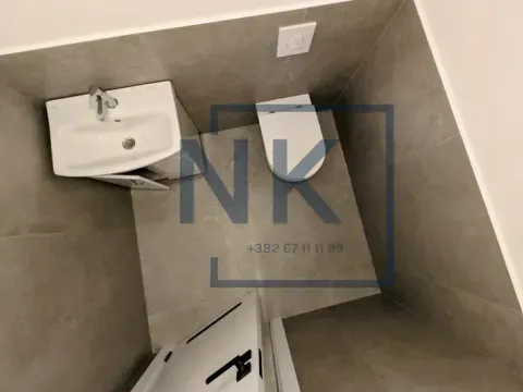 Rent, office space, 95m², City Kvart, Podgorica - image 12