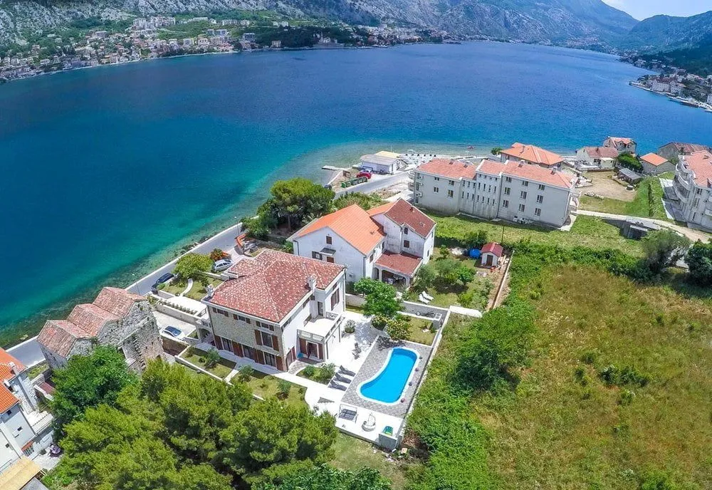 Sale, house, 497m², Prčanj, Kotor