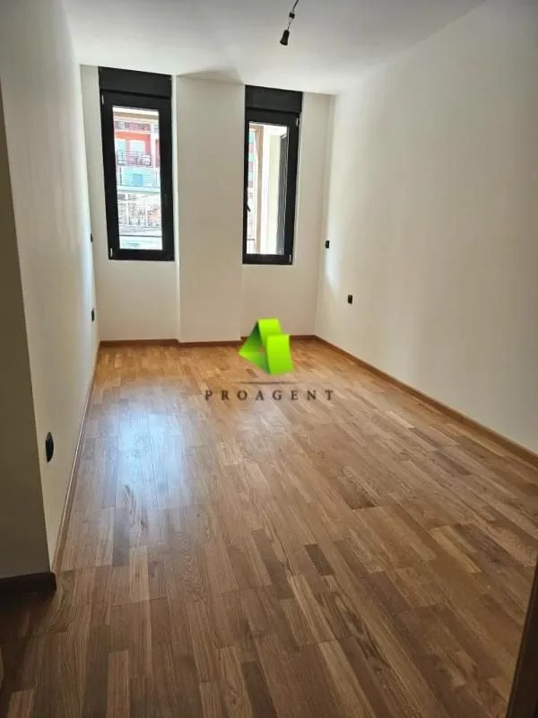Prodaja, dvosoban stan, 78m², Medijana, Niš