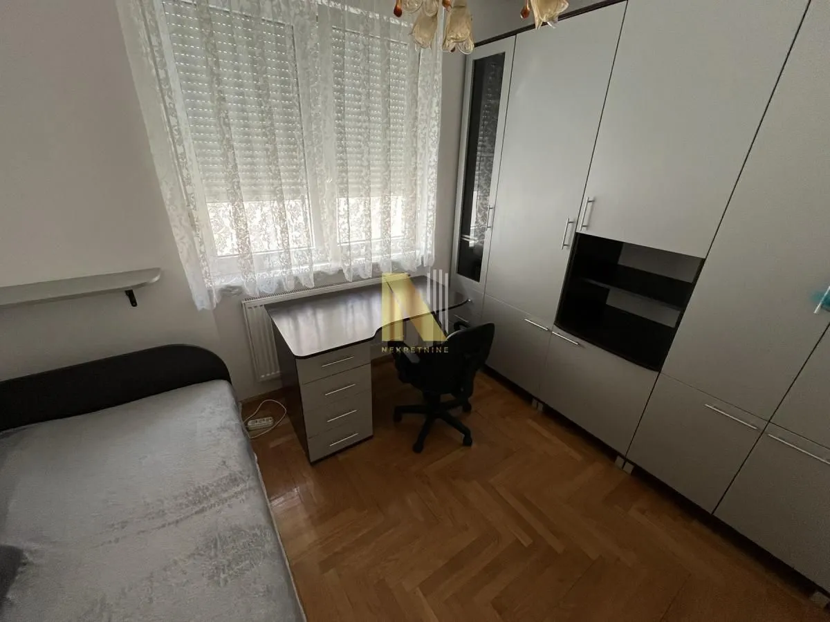 Izdavanje, trosoban stan, 69m², Bulevar Oslobodjenja, Novi Sad Sve Podlokacije