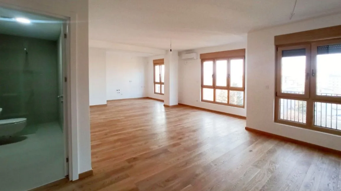 Sale, four bedroom apartment, 108m², Centar, Loznica