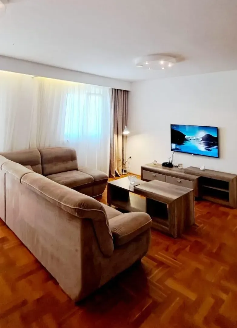 Prodaja, dvosoban stan, 72m², Budva, Crna Gora