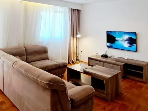 Prodaja, dvosoban stan, 72m², Budva, Crna Gora - image 2