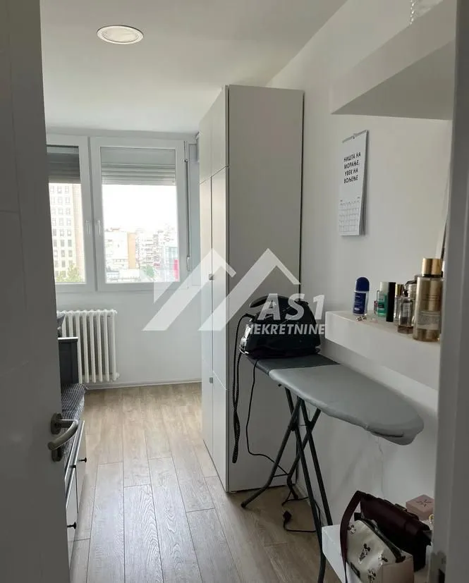 Izdavanje, dvosoban stan, 53m², Liman 2, Novi Sad Sve Podlokacije