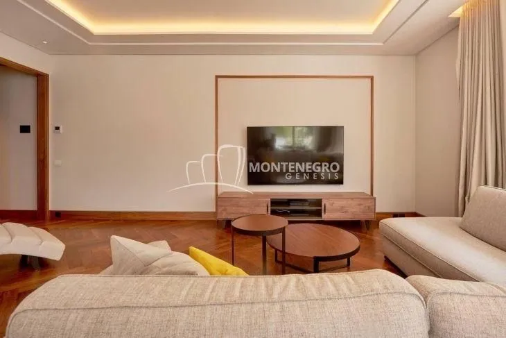 Prodaja, trosoban stan, 140m², Porto Montenegro, Tivat