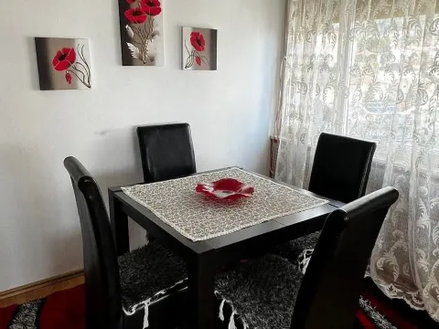 Rent, two bedroom apartment, 70m², Centar, Tivat - image 5