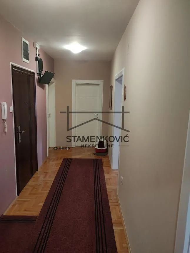 Prodaja, trosoban stan, 70m², Telep, Novi Sad Sve Podlokacije