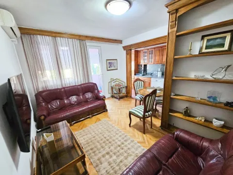 Rent, one bedroom apartment, 40m², Preko Morače, Podgorica - image 2