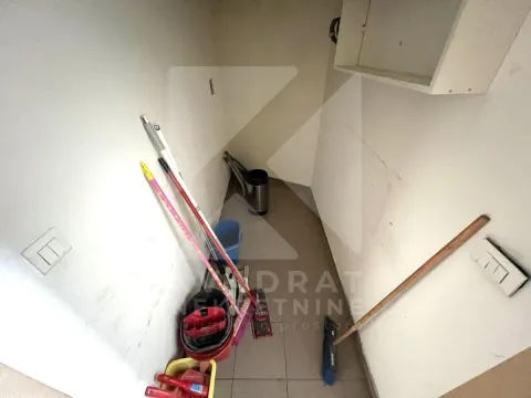 Rent, office space, 450m², Centar, Podgorica - image 24