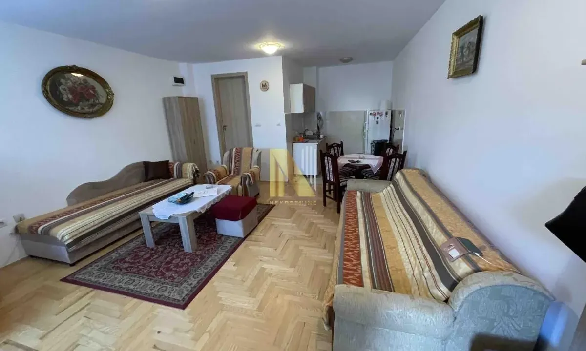 Izdavanje, garsonjera, 32m², Podbara, Novi Sad Sve Podlokacije