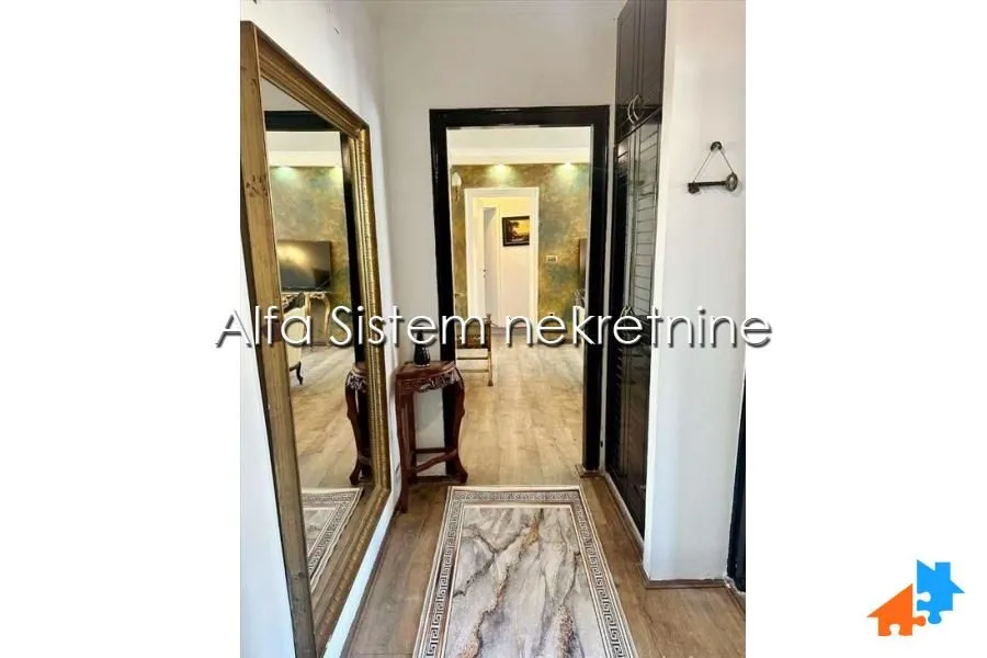 Rent, three bedroom apartment, 77m², Vračar Sve Podlokacije, Beograd