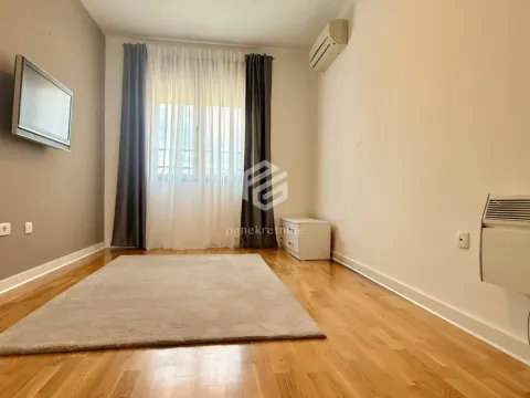 Rent, two bedroom apartment, 90m², Preko Morače, Podgorica - image 6