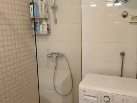 Izdavanje, jednosoban stan, 46m², City Kvart, Podgorica - image 7