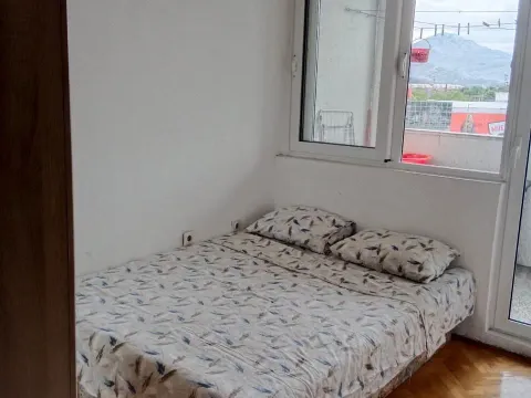 Rent, one bedroom apartment, 47m², Tuški Put, Podgorica - image 6