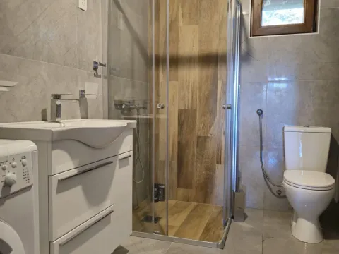 Rent, house, 120m², Piperi, Podgorica - image 10