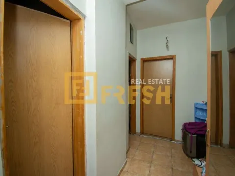 Sale, house, 125m², Stara Varoš, Podgorica - image 8