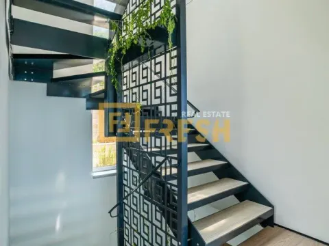 Prodaja, kuća, 231m², Budva, Crna Gora - image 8