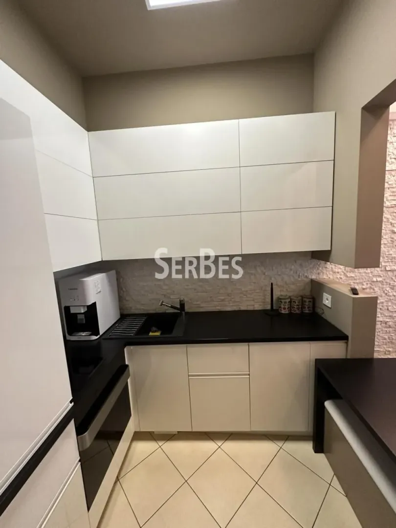 Izdavanje, dvosoban stan, 50m², Bulevar Oslobodjenja, Novi Sad Sve Podlokacije
