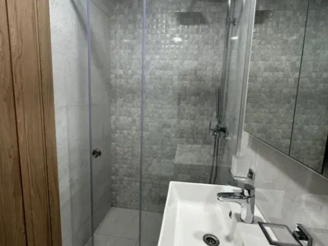 Izdavanje, dvosoban stan, 70m², Master Kvart, Podgorica - image 11