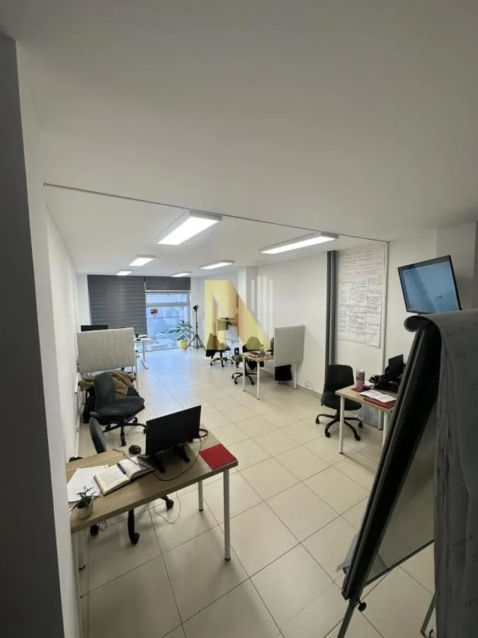 Rent, office space, 95m², Bulevar Evrope, Novi Sad Sve Podlokacije