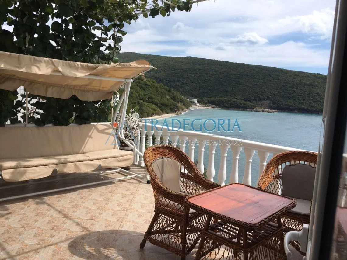 Prodaja, kuća, 165m², Kruče, Ulcinj