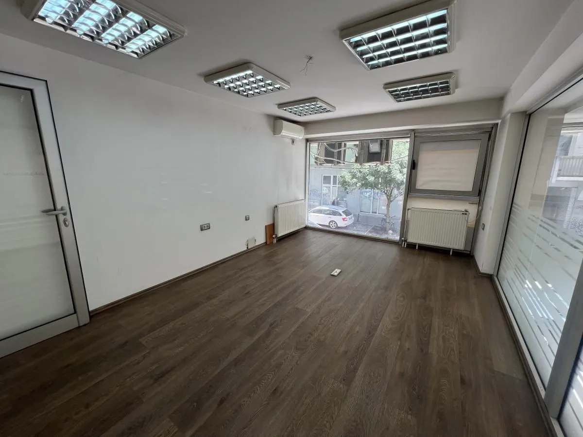 Rent, office space, 198m², Grbavica, Novi Sad Sve Podlokacije