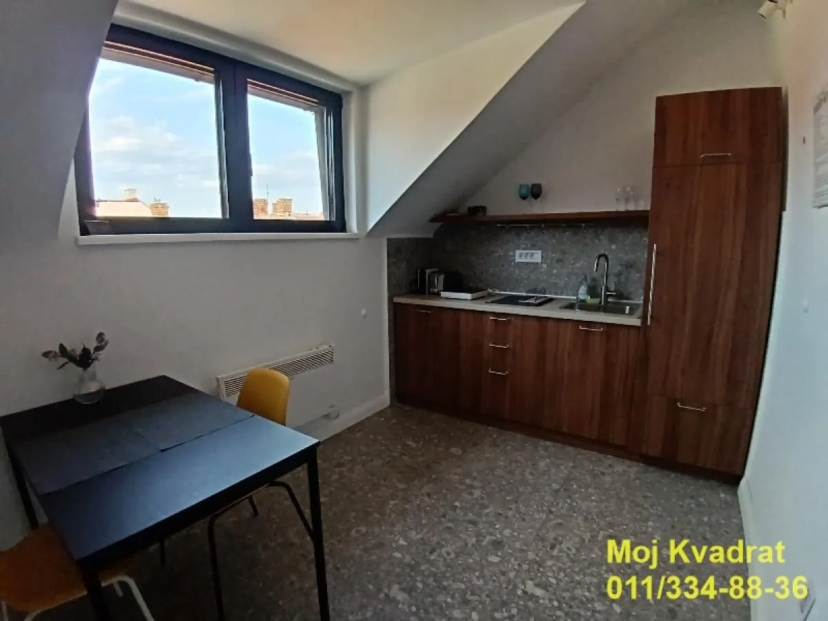 Sale, four bedroom apartment, 109m², Zemun Centar, Zemun Sve Podlokacije