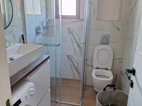 Izdavanje, jednosoban stan, 36m², Dalmatinska ulica, Podgorica - image 5