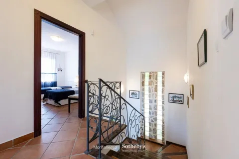 Sale, house, 235m², Kostanjica, Kotor - image 139