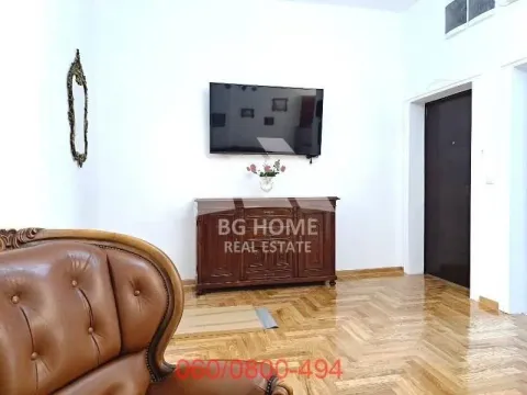 Prodaja, jednosoban stan, 45m², Kalenić Pijaca, Vračar Sve Podlokacije - image 3