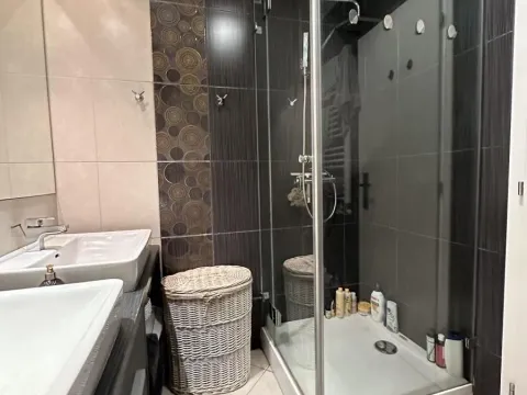 Sale, four bedroom apartment, 134m², Grbavica, Novi Sad Sve Podlokacije - image 12