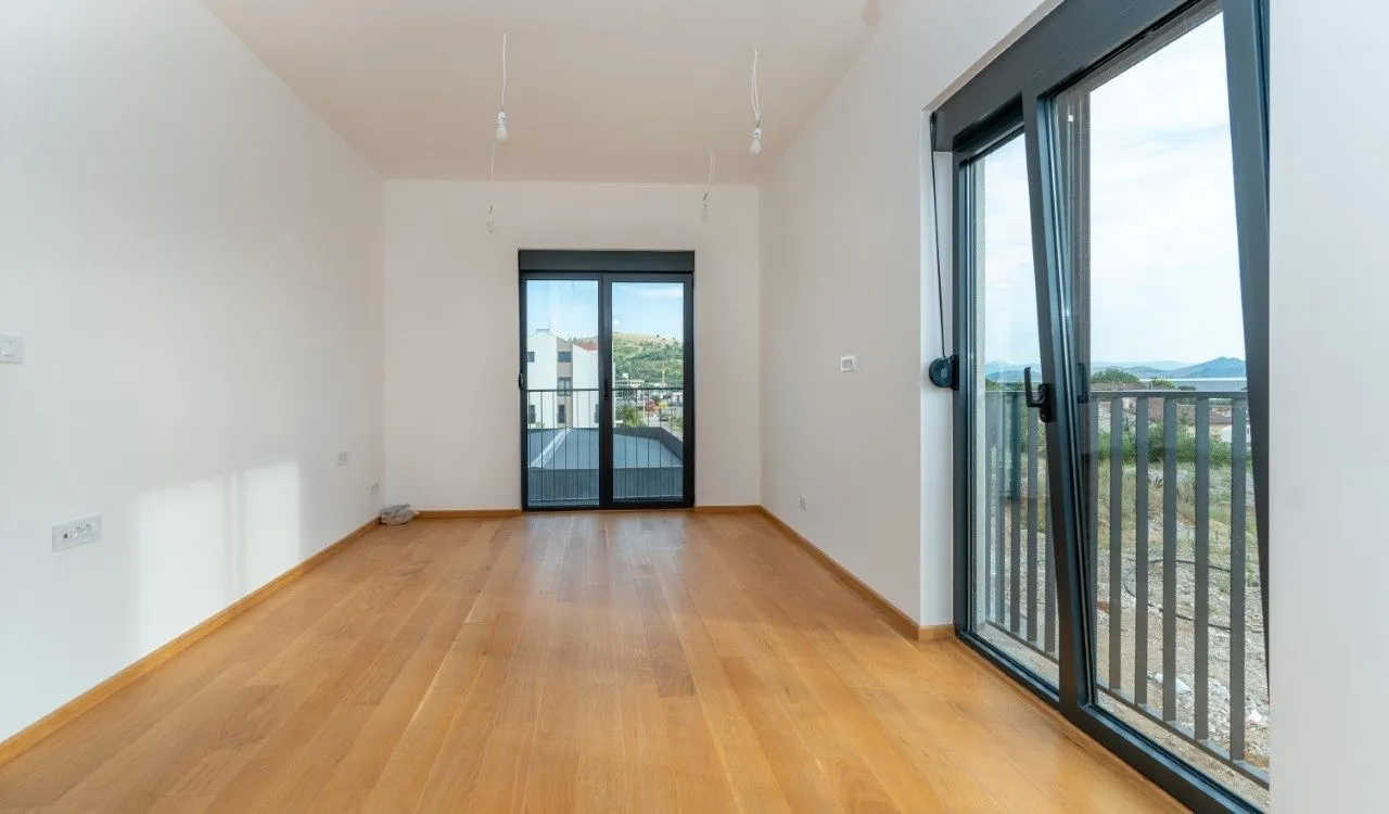 Izdavanje, stan, 173m², Zabjelo, Podgorica