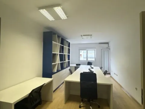 Izdavanje, poslovni prostor, 75m2, City Kvart, Podgorica Izdavanje, poslovni prostor, 75m2, City Kvart, Podgorica