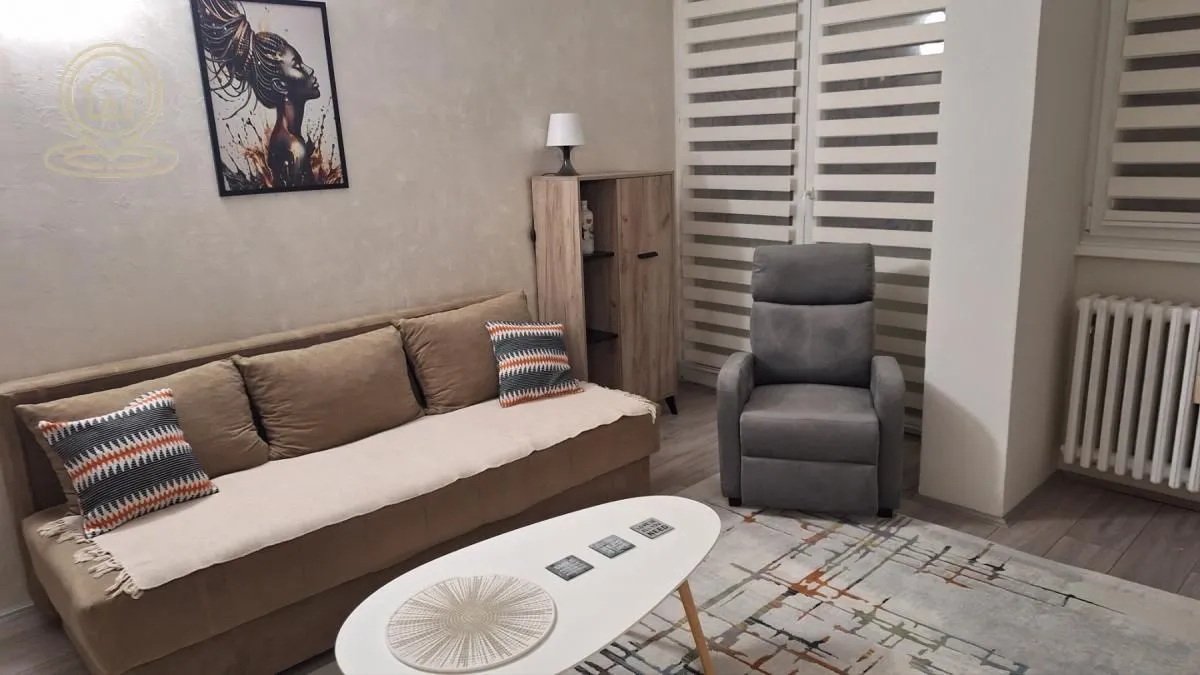 Izdavanje, jednosoban stan, 43m², Banatić, Novi Sad Sve Podlokacije