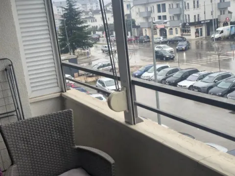 Izdavanje, garsonjera, 30m², Stari Aerodrom, Podgorica - image 7