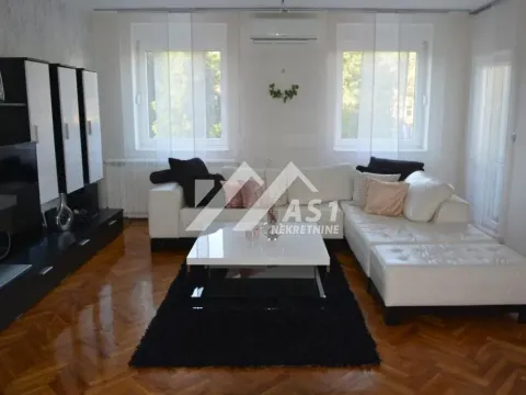 Izdavanje, dvosoban stan, 50m², Grbavica, Novi Sad Sve Podlokacije