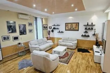 Sale, two bedroom apartment, 80m², Zeleni Venac, Beograd - image 3