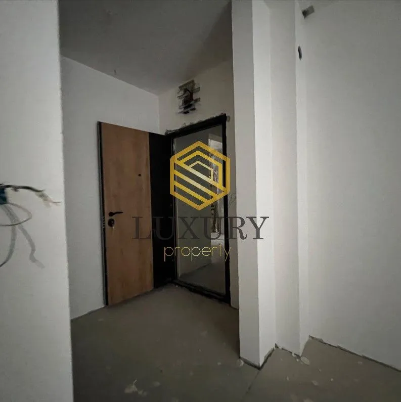Prodaja, dvosoban stan, 52m², Pod Goricom, Podgorica