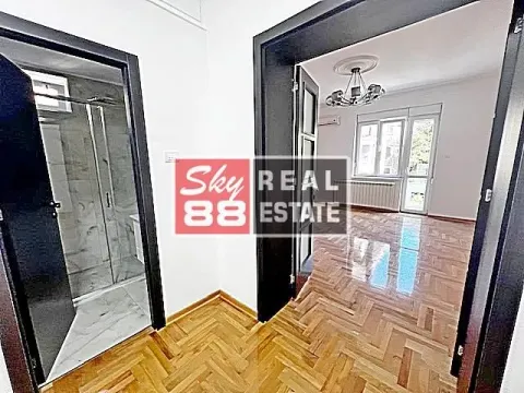 Prodaja, dvosoban stan, 50m², Vračar Sve Podlokacije, Beograd - image 1