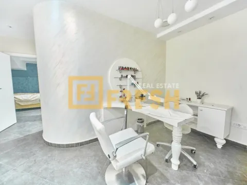 Prodaja, poslovni prostor, 1343m², Centar, Podgorica - image 49