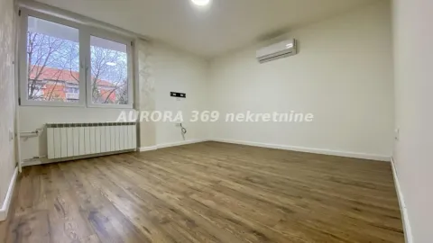Sale, one bedroom apartment, 46m², Ruma, Srbija - image 2