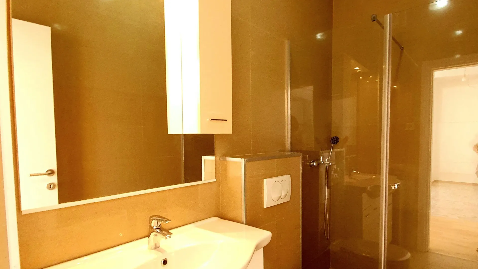 Sale, studio apartment, 171m², Petrovac, Budva