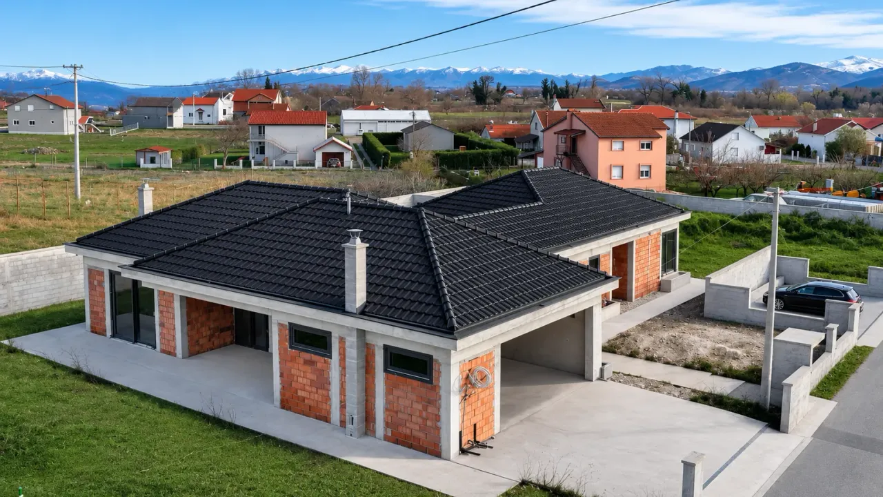 Sale, house, 259m², Donji Kokoti, Podgorica
