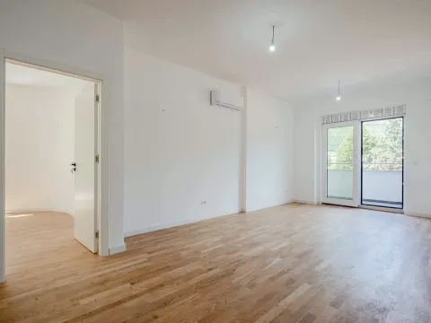 Sale, two bedroom apartment, 65m², Centar, Bar - image 8